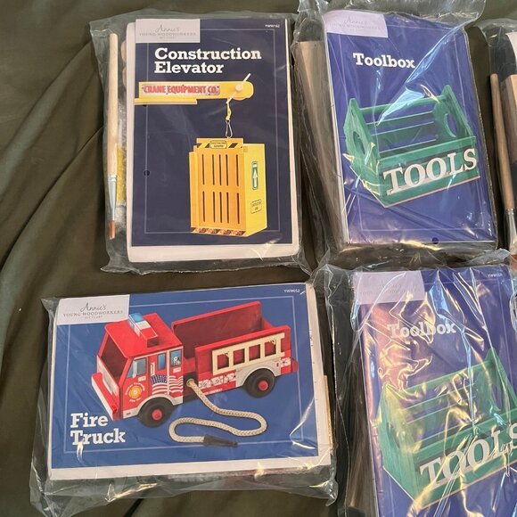 Annie's Young Woodworker Kits - Lot of 6 Packs - Picture 3 of 5